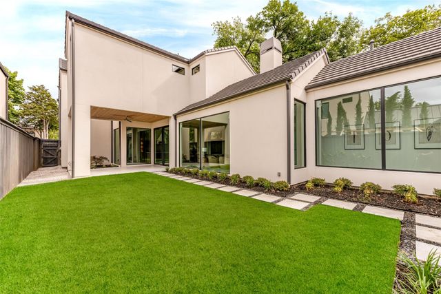 4718 W Amherst Avenue, Dallas, TX 75209
