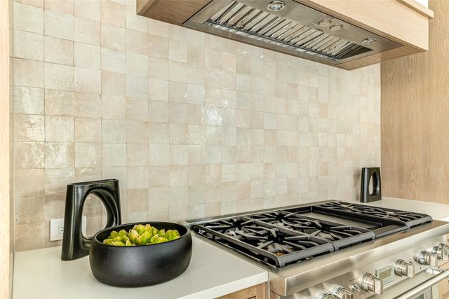 4718 W Amherst Avenue, Dallas, TX 75209