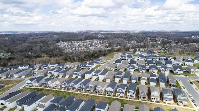 1435 Japonica Aly, Hermitage, TN 37076