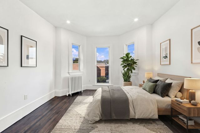 63 Webster St 3, Rockland, MA 02370
