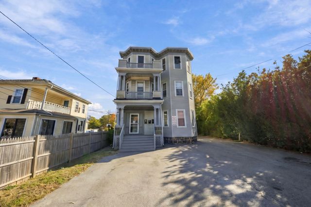 63 Webster St 3, Rockland, MA 02370