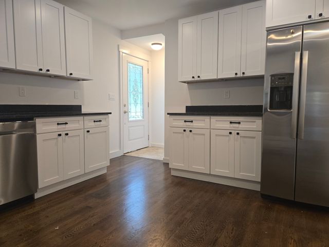 178 Union St 1, Walpole, MA 02032