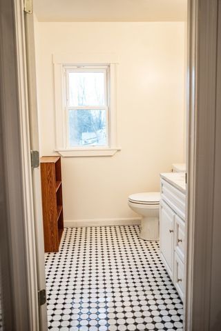 178 Union St 1, Walpole, MA 02032