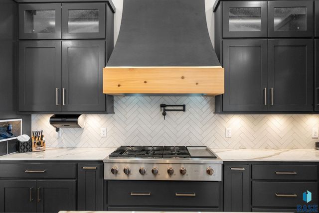 7317 E Gray Eagle Cir Circle, Sioux Falls, SD 57110