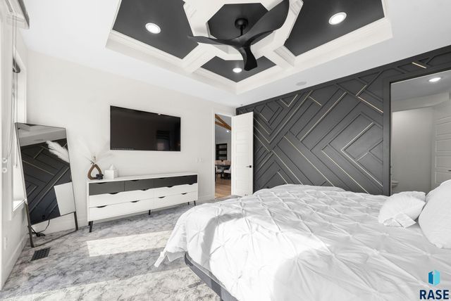 7317 E Gray Eagle Cir Circle, Sioux Falls, SD 57110