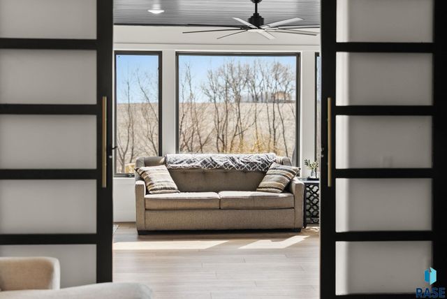 7317 E Gray Eagle Cir Circle, Sioux Falls, SD 57110