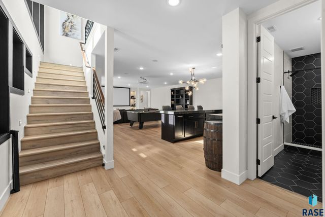 7317 E Gray Eagle Cir Circle, Sioux Falls, SD 57110