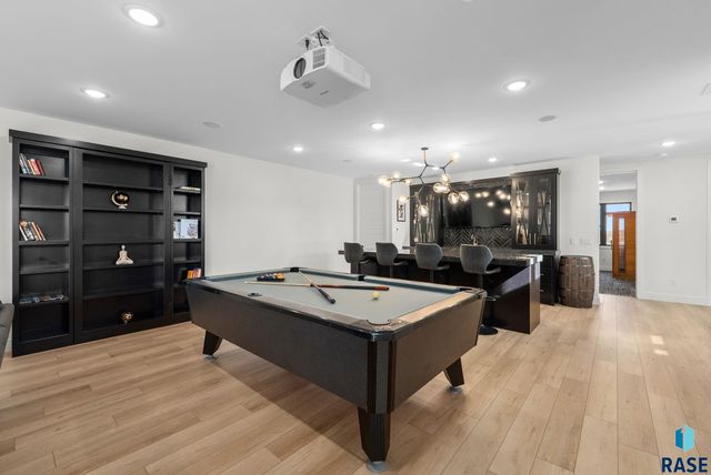 7317 E Gray Eagle Cir Circle, Sioux Falls, SD 57110