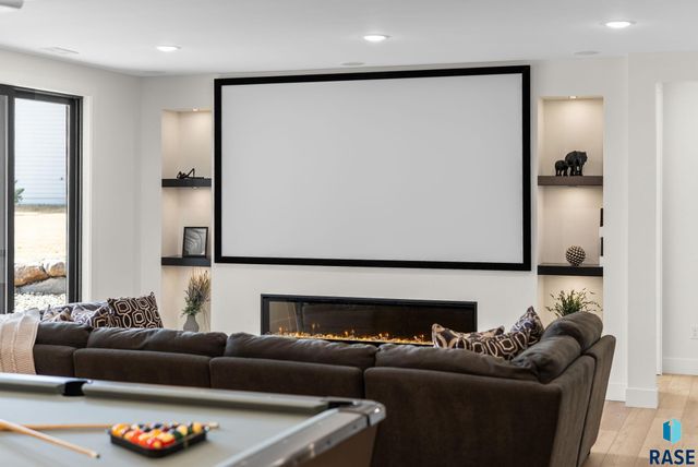 7317 E Gray Eagle Cir Circle, Sioux Falls, SD 57110