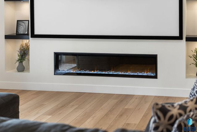 7317 E Gray Eagle Cir Circle, Sioux Falls, SD 57110