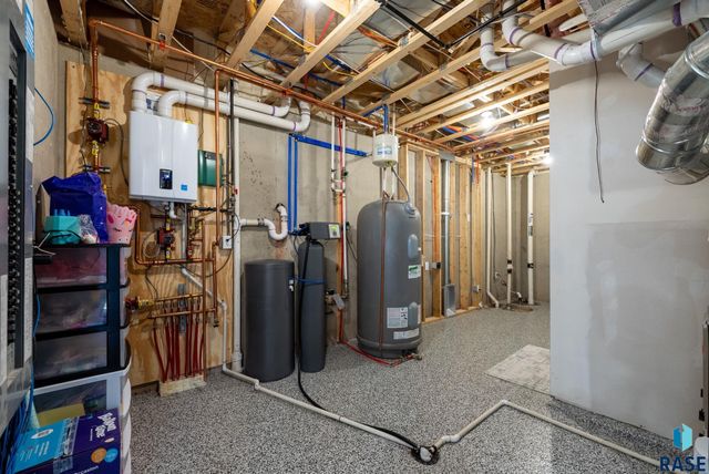 7317 E Gray Eagle Cir Circle, Sioux Falls, SD 57110