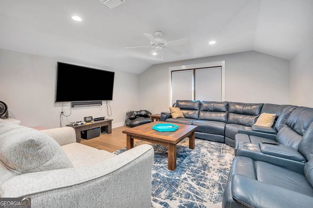 305 Yacht Club Lane, St. Simons, GA 31522