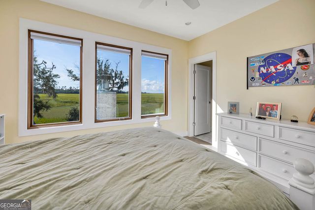 305 Yacht Club Lane, St. Simons, GA 31522