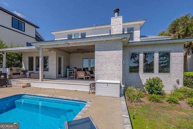 305 Yacht Club Lane, St. Simons, GA 31522