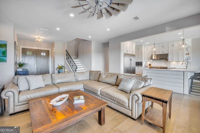 305 Yacht Club Lane, St. Simons, GA 31522