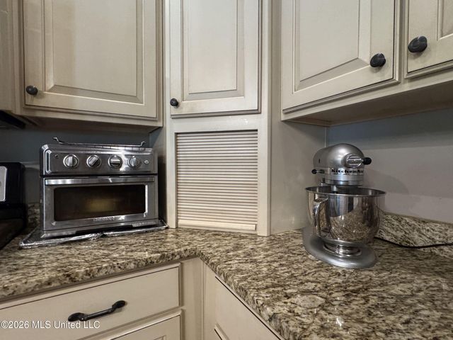 1311 Harmon Road, Batesville, MS 38606