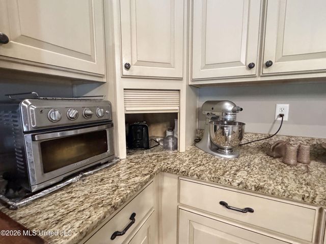 1311 Harmon Road, Batesville, MS 38606