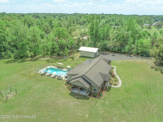 1311 Harmon Road, Batesville, MS 38606