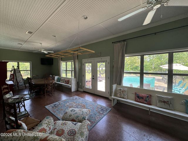 1311 Harmon Road, Batesville, MS 38606