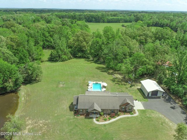 1311 Harmon Road, Batesville, MS 38606