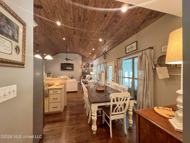 1311 Harmon Road, Batesville, MS 38606