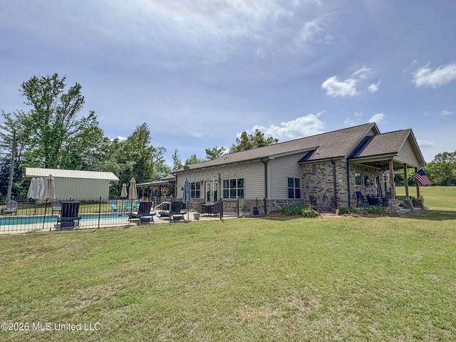 1311 Harmon Road, Batesville, MS 38606