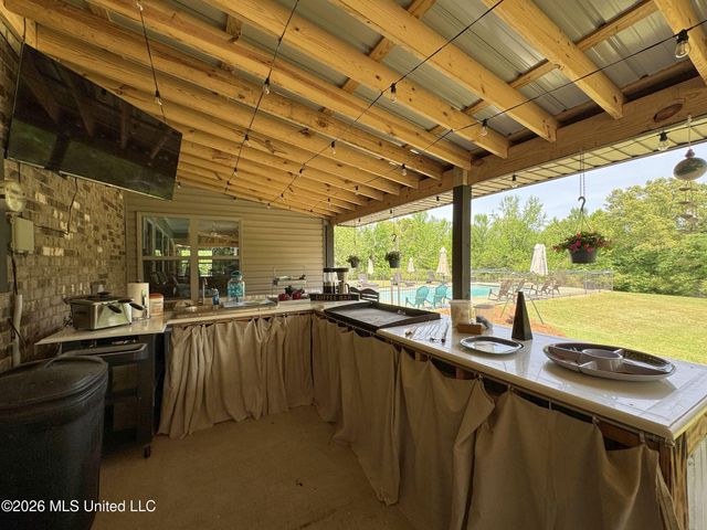 1311 Harmon Road, Batesville, MS 38606
