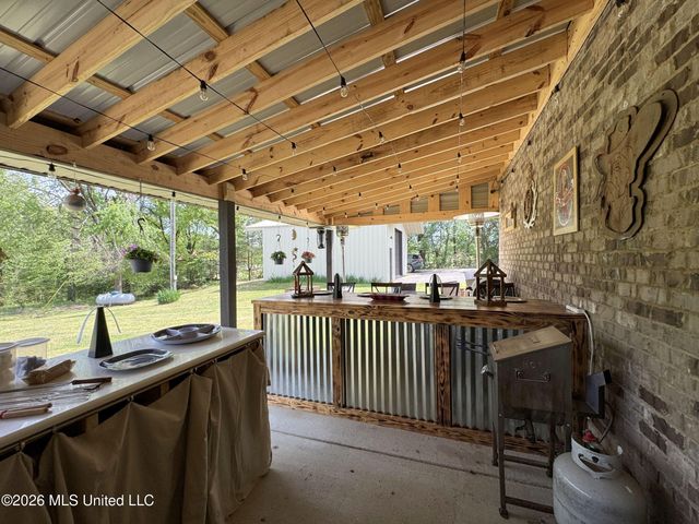 1311 Harmon Road, Batesville, MS 38606