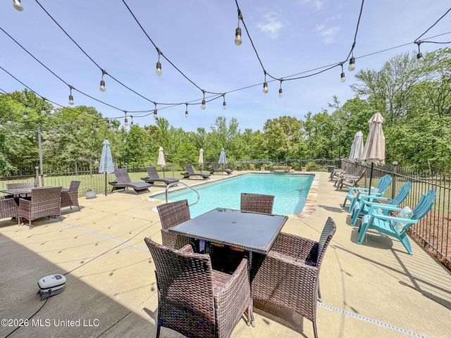 1311 Harmon Road, Batesville, MS 38606