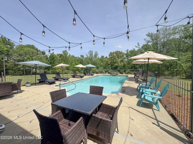 1311 Harmon Road, Batesville, MS 38606