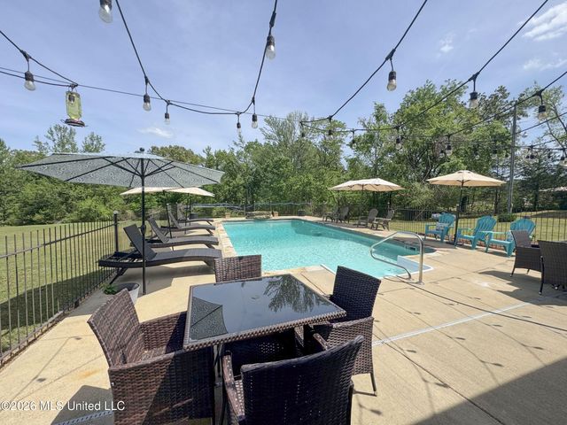 1311 Harmon Road, Batesville, MS 38606