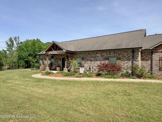 1311 Harmon Road, Batesville, MS 38606