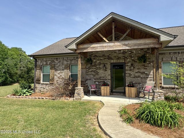 1311 Harmon Road, Batesville, MS 38606