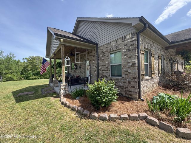1311 Harmon Road, Batesville, MS 38606