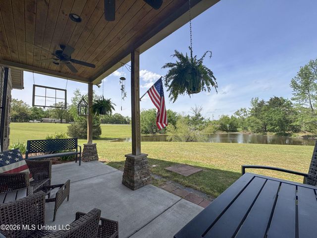 1311 Harmon Road, Batesville, MS 38606