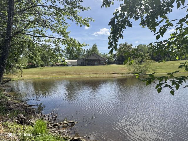 1311 Harmon Road, Batesville, MS 38606