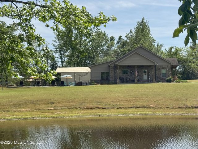 1311 Harmon Road, Batesville, MS 38606