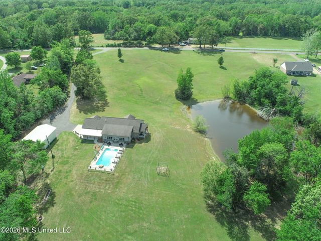 1311 Harmon Road, Batesville, MS 38606