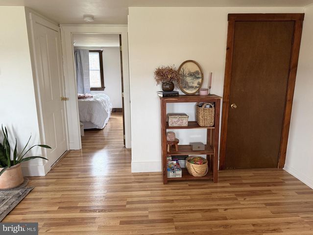 7126 LOOP RD, Huntingdon, PA 16652