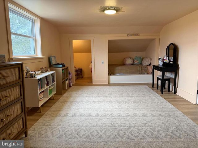 7126 LOOP RD, Huntingdon, PA 16652