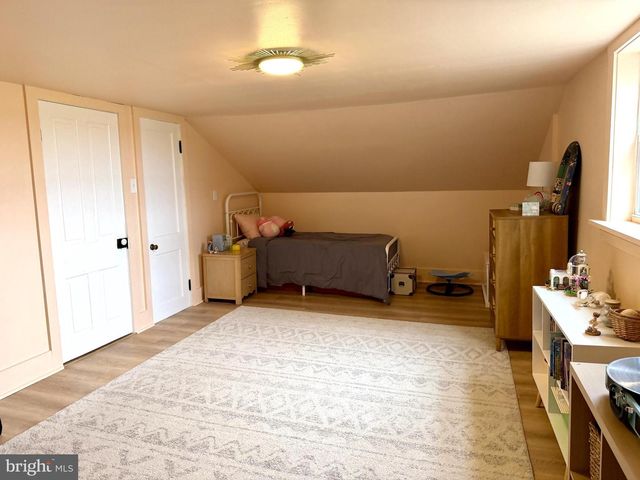 7126 LOOP RD, Huntingdon, PA 16652