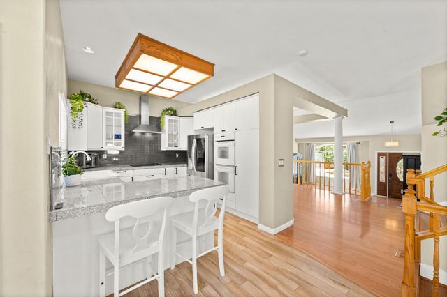 2535 Country Club Dr, Cameron Park, CA 95682