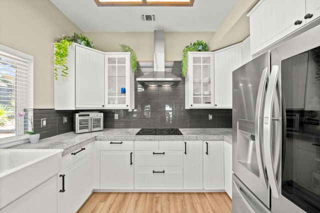 2535 Country Club Dr, Cameron Park, CA 95682