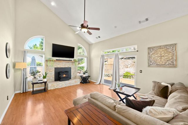 2535 Country Club Dr, Cameron Park, CA 95682