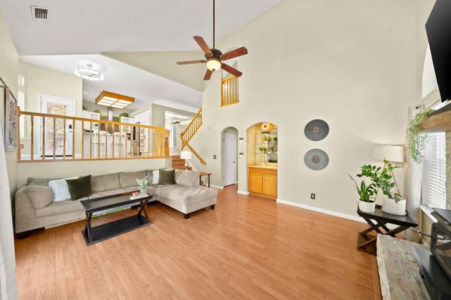 2535 Country Club Dr, Cameron Park, CA 95682