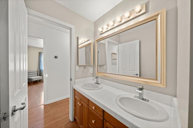 2535 Country Club Dr, Cameron Park, CA 95682