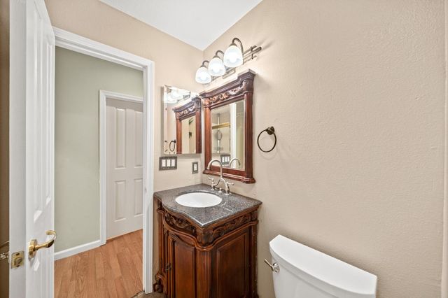 2535 Country Club Dr, Cameron Park, CA 95682