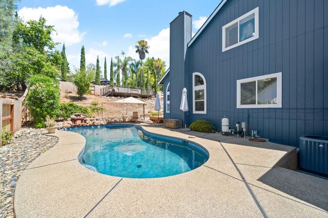 2535 Country Club Dr, Cameron Park, CA 95682