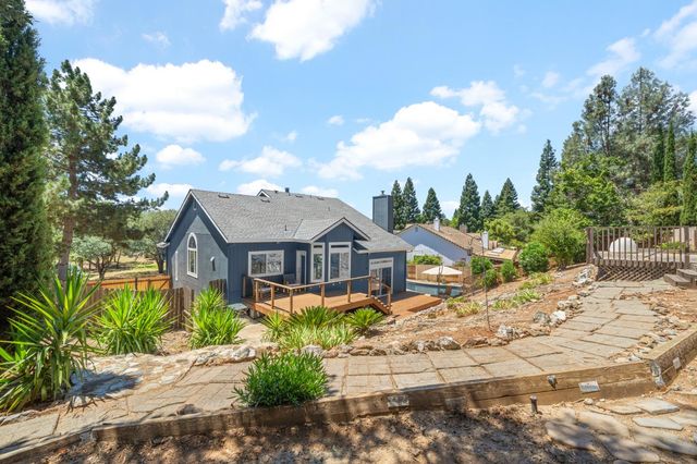 2535 Country Club Dr, Cameron Park, CA 95682