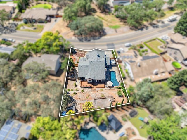 2535 Country Club Dr, Cameron Park, CA 95682